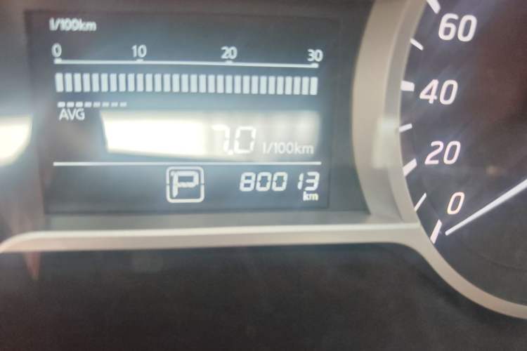 Used Nissan Lannia 2019 1.6L CVT Smart Connect Smart Cool Version China VI Standard Odometer Close Up