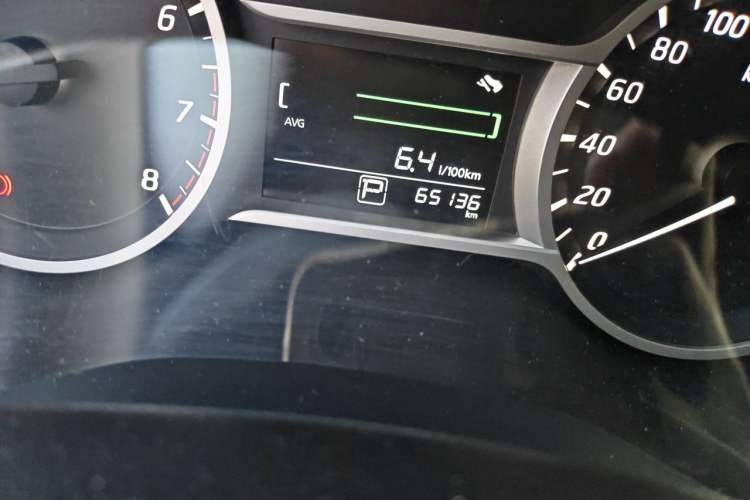 Used Nissan Lannia 2019 1.6L CVT Smart Connect Smart Cool Version China VI Standard Odometer Close Up