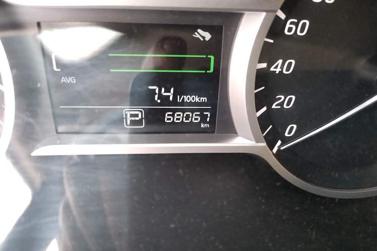Used Nissan Lannia 2019 1.6L CVT Smart Connect Smart Cool Version China V Standard Odometer Close Up