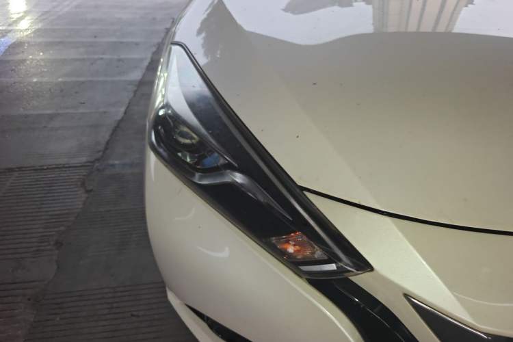 Used Nissan Lannia 2019 1.6L CVT Smart Connect Smart Cool Version China V Standard Right Front Headlight
