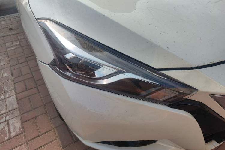Used Nissan Lannia 2019 1.6L CVT Cool Edition China VI Right Front Headlight