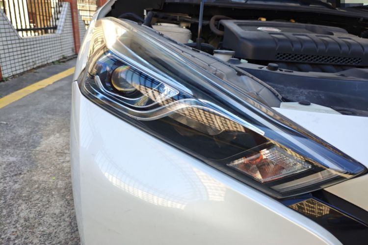 Used Nissan Lannia 2019 1.6L CVT Smart Connect Smart Cool Version China VI Standard Right Front Headlight