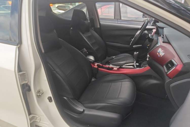 Used Nissan Lannia 2019 1.6L CVT Cool Edition China V Standard Right Front Seat