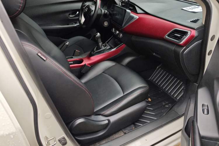 Used Nissan Lannia 2019 1.6L Manual Cool Edition China VI Right Front Seat