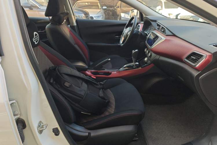 Used Nissan Lannia 2019 1.6L CVT Smart Connect Smart Cool Version China VI Standard Right Front Seat