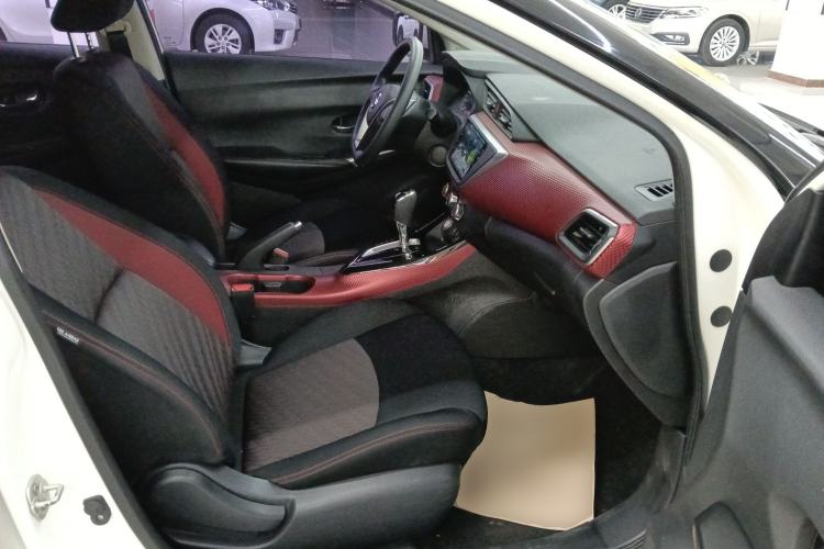 Used Nissan Lannia 2019 1.6L CVT Smart Connect Smart Cool Version China V Standard Right Front Seat