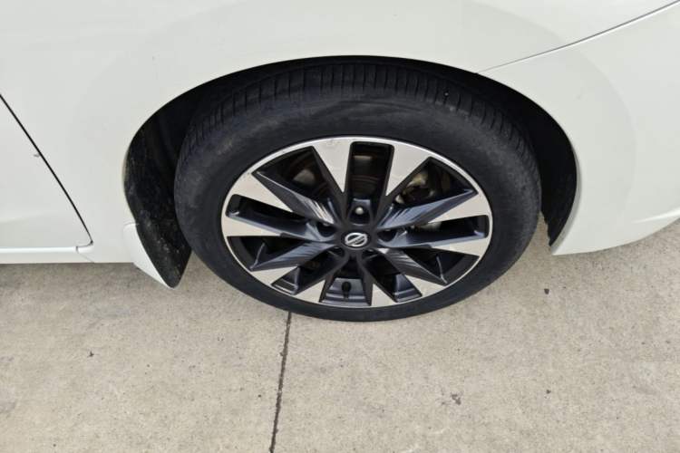Used Nissan Lannia 2019 1.6L CVT Smart Connect Smart Cool Version China V Standard Right Front Wheel Hub