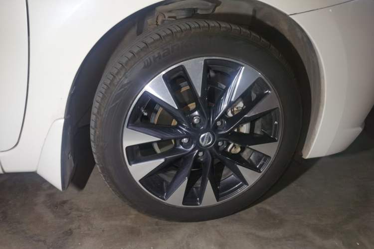 Used Nissan Lannia 2019 1.6L CVT Smart Connect Smart Cool Version China V Standard Right Front Wheel Hub