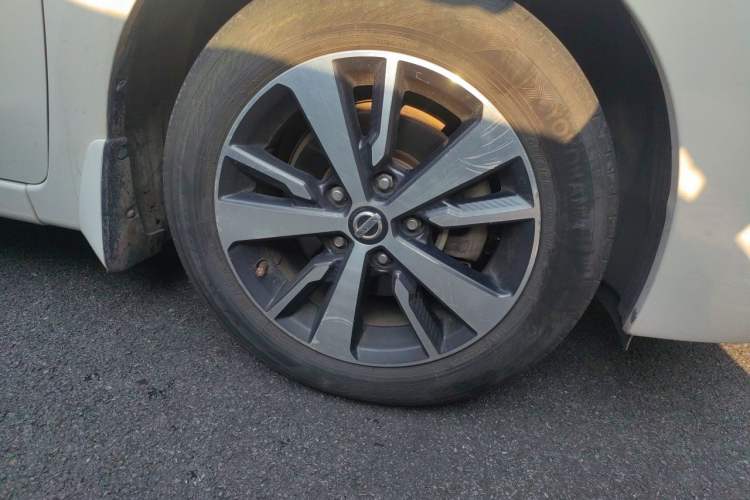 Used Nissan Lannia 2019 1.6L CVT Cool Edition China VI Right Front Wheel Hub