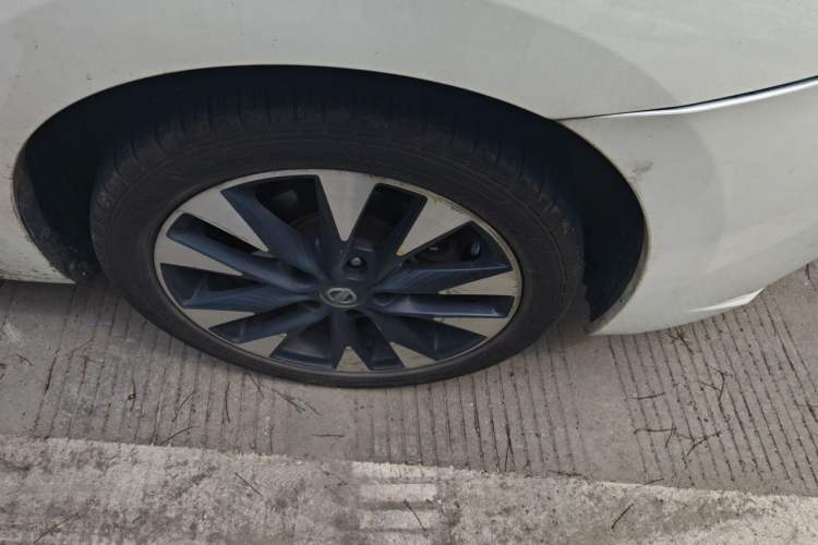 Used Nissan Lannia 2019 1.6L CVT Smart Connect Smart Cool Version China V Standard Right Front Wheel Hub