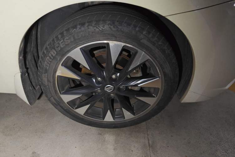 Used Nissan Lannia 2019 1.6L CVT Smart Connect Smart Cool Version China VI Standard Right Front Wheel Hub
