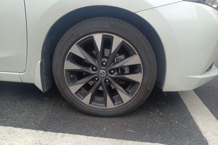 Used Nissan Lannia 2019 1.6L CVT Smart Connect Smart Cool Version China V Standard Right Front Wheel Hub
