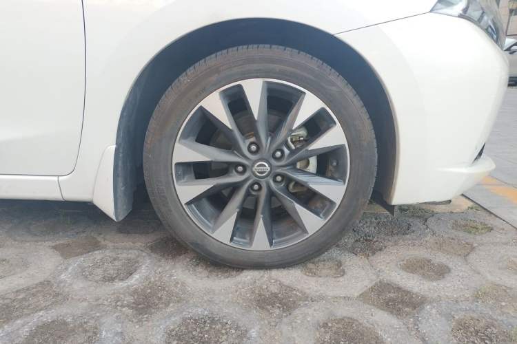 Used Nissan Lannia 2019 1.6L CVT Smart Connect Smart Cool Version China V Standard Right Front Wheel Hub