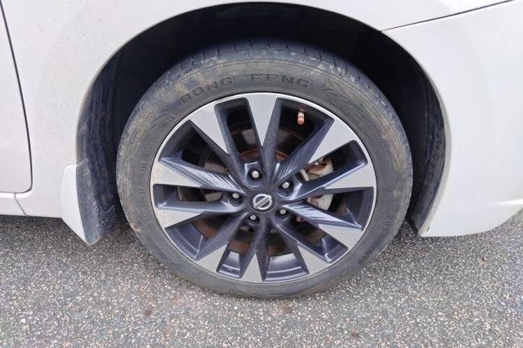 Used Nissan Lannia 2019 1.6L CVT Smart Connect Smart Cool Version China V Standard Right Front Wheel Hub