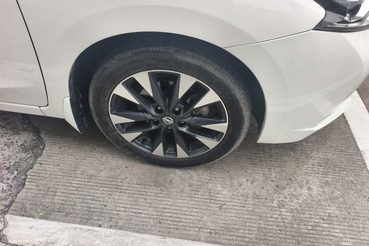 Used Nissan Lannia 2019 1.6L CVT Smart Connect Smart Cool Version China V Standard Right Front Wheel Hub