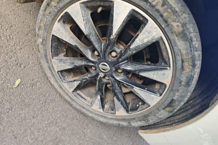 Used Nissan Lannia 2019 1.6L CVT Smart Connect Smart Cool Version China VI Standard Right Front Wheel Hub