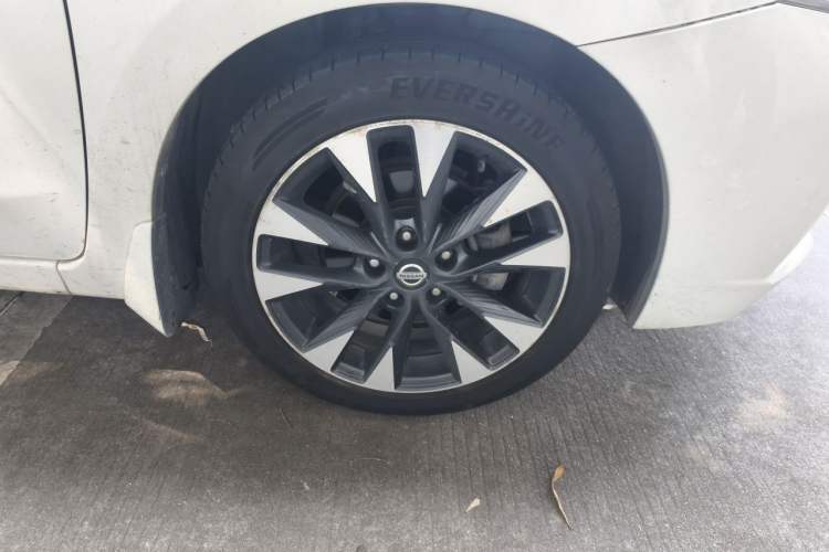 Used Nissan Lannia 2019 1.6L CVT Smart Connect Smart Cool Version China V Standard Right Front Wheel Hub