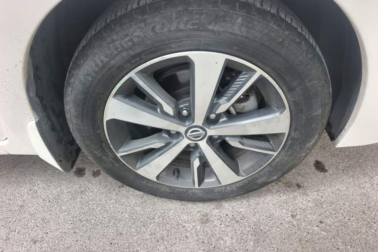 Used Nissan Lannia 2019 1.6L CVT Cool Edition China VI Right Front Wheel Hub