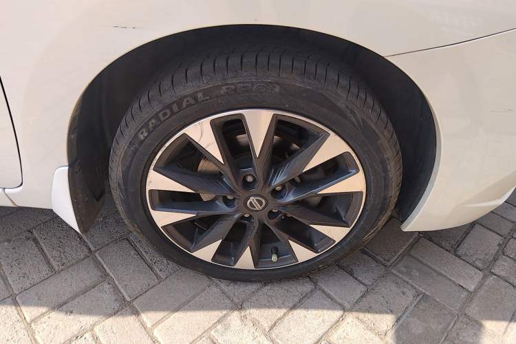 Used Nissan Lannia 2019 1.6L CVT Smart Connect Smart Cool Version China V Standard Right Front Wheel Hub