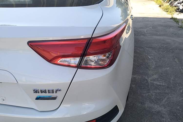 Used Nissan Lannia 2019 1.6L CVT Cool Edition China VI Right Rear Taillight
