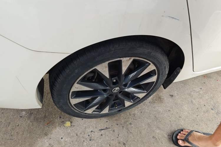 Used Nissan Lannia 2019 1.6L CVT Smart Connect Smart Cool Version China VI Standard Right Rear Wheel Hub