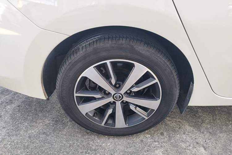 Used Nissan Lannia 2019 1.6L CVT Cool Edition China VI Right Rear Wheel Hub