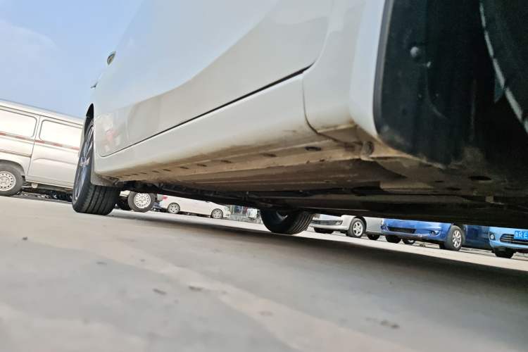 Used Nissan Lannia 2019 1.6L CVT Smart Connect Smart Cool Version China VI Standard Right Side Sill