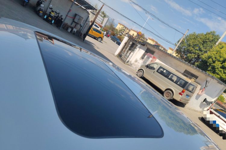 Used Nissan Lannia 2019 1.6L CVT Cool Edition China VI Roof