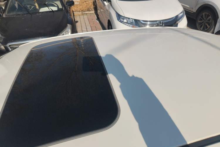 Used Nissan Lannia 2019 1.6L CVT Smart Connect Smart Cool Version China VI Standard Roof