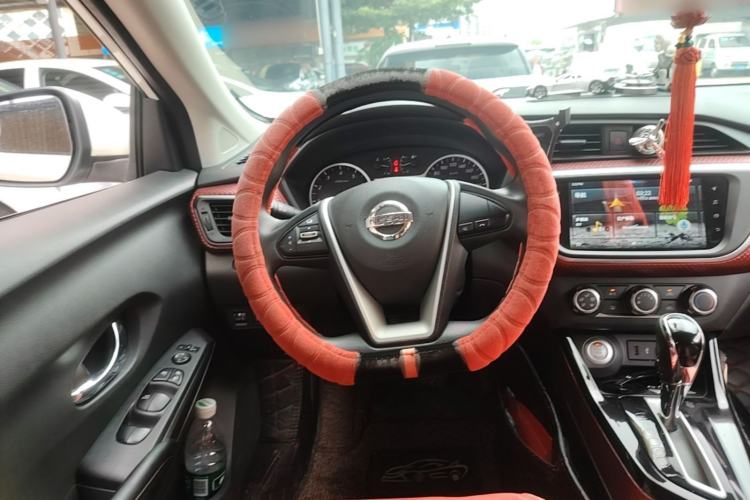 Used Nissan Lannia 2019 1.6L CVT Smart Connect Smart Cool Version China VI Standard Steering Wheel