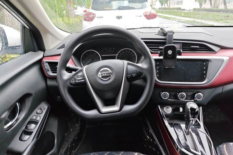 Used Nissan Lannia 2019 1.6L CVT Smart Connect Smart Cool Version China VI Standard Steering Wheel