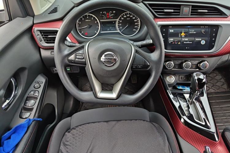 Used Nissan Lannia 2019 1.6L CVT Smart Connect Smart Cool Version China V Standard Steering Wheel