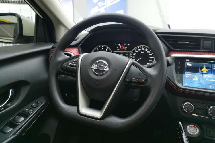Used Nissan Lannia 2019 1.6L CVT Smart Connect Smart Cool Version China VI Standard Steering Wheel