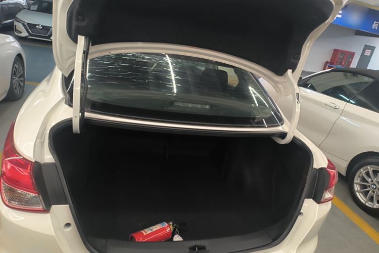Used Nissan Lannia 2019 1.6L CVT Smart Connect Smart Cool Version China VI Standard Trunk