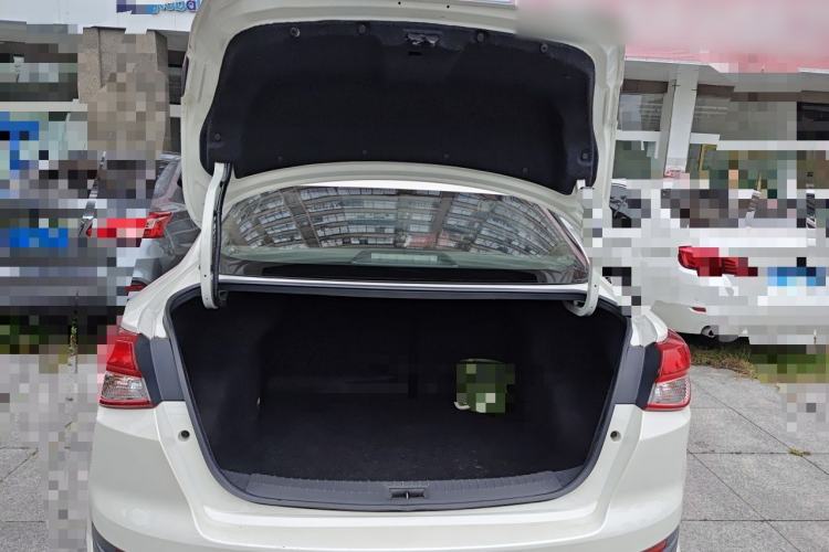 Used Nissan Lannia 2019 1.6L CVT Smart Connect Smart Cool Version China V Standard Trunk