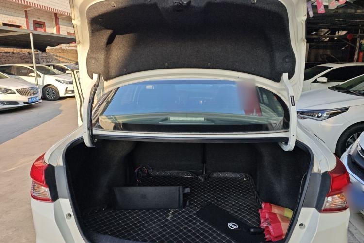 Used Nissan Lannia 2019 1.6L CVT Smart Connect Smart Cool Version China VI Standard Trunk