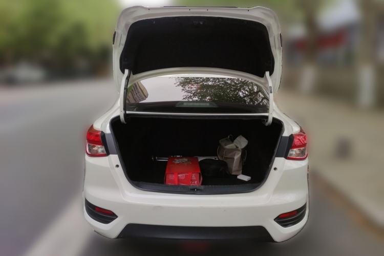 Used Nissan Lannia 2019 1.6L CVT Cool Edition China V Standard Trunk