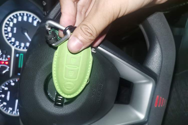 Used Nissan Lannia 2019 1.6L CVT Smart Connect Smart Cool Version China V Standard Vehicle Key