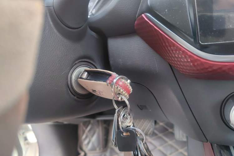 Used Nissan Lannia 2019 1.6L CVT Cool Edition China VI Vehicle Key