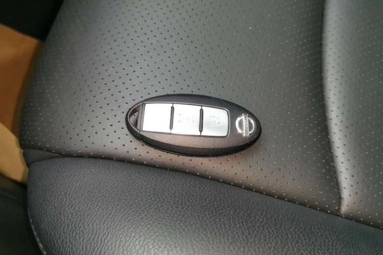 Used Nissan Lannia 2019 1.6L CVT Smart Connect Smart Cool Version China VI Standard Vehicle Key