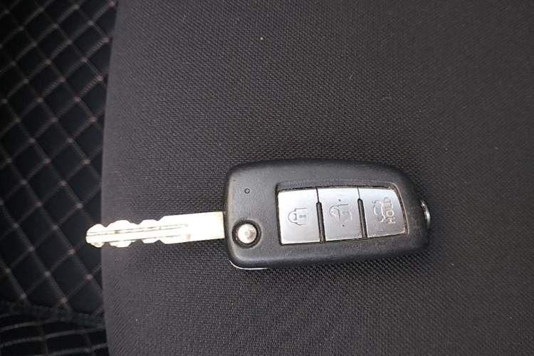 Used Nissan Lannia 2019 1.6L CVT Cool Edition China VI Vehicle Key