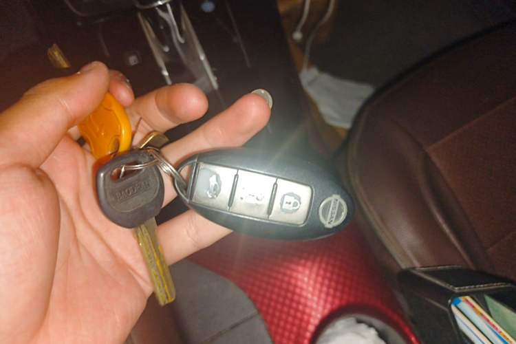 Used Nissan Lannia 2019 1.6L CVT Smart Connect Smart Cool Version China VI Standard Vehicle Key