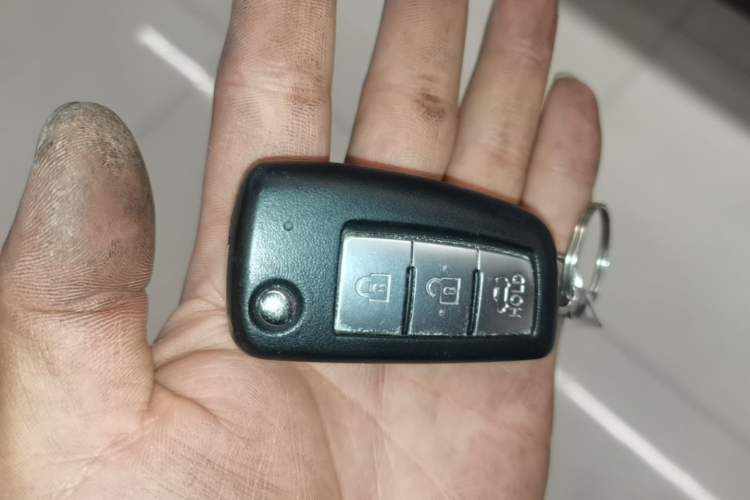 Used Nissan Lannia 2019 1.6L CVT Cool Edition China VI Vehicle Key