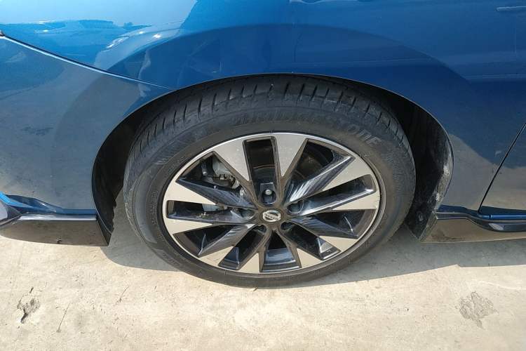 Used Nissan Lannia 2020 1.6L CVT Smart Connect Smart Cool Edition Exterior 7