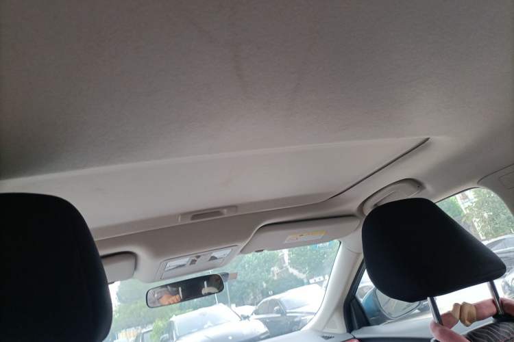 Used Nissan Lannia 2020 1.6L CVT Smart Connect Smart Cool Edition Headliner