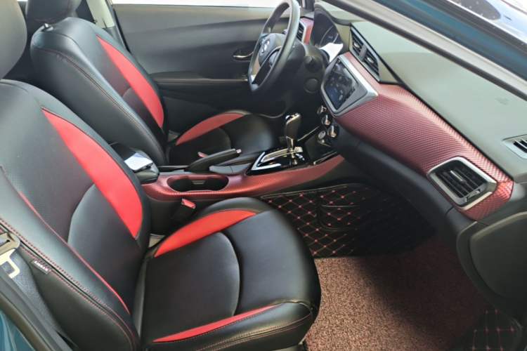 Used Nissan Lannia 2020 1.6L CVT Smart Connect Smart Cool Edition Right Front Seat