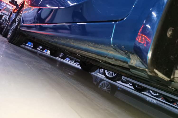 Used Nissan Lannia 2020 1.6L CVT Cool Edition Right Side Sill