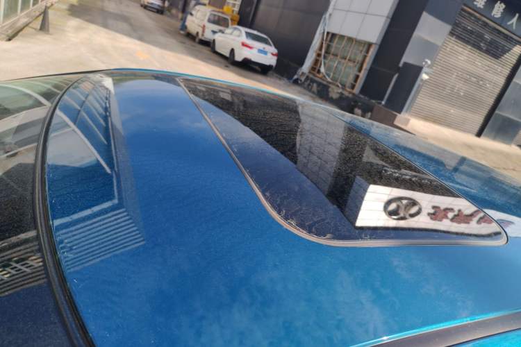 Used Nissan Lannia 2020 1.6L CVT Cool Edition Roof