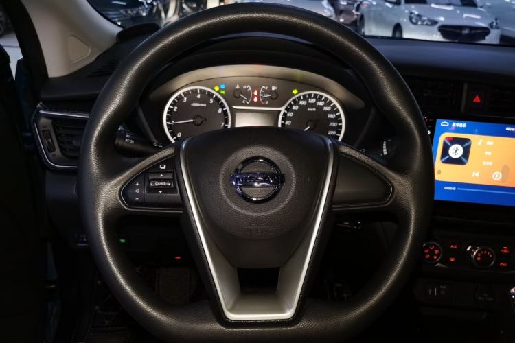 Used Nissan Lannia 2020 1.6L CVT Cool Edition Steering Wheel