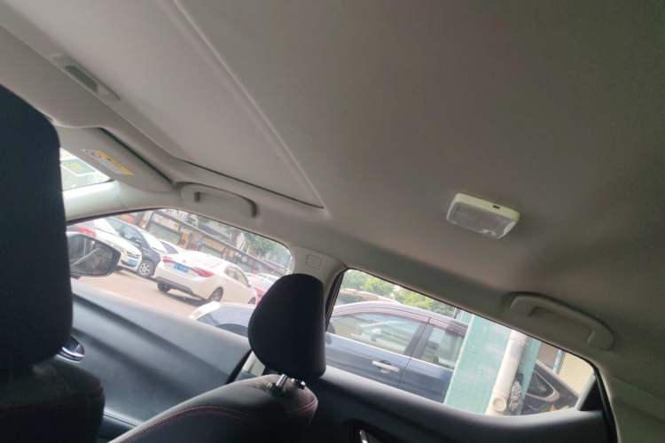 Used Nissan Lannia 2020 1.6L CVT Smart Connect Smart Cool Edition Headliner
